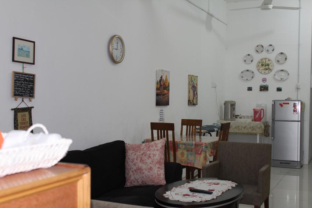 Emma Guesthouse Jertih Luaran gambar